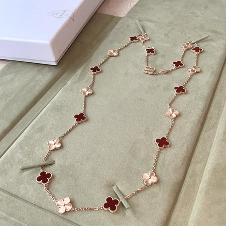 [Luxora]CLOVER 20 MOTIFS LASER CARNELIAN NECKLACE