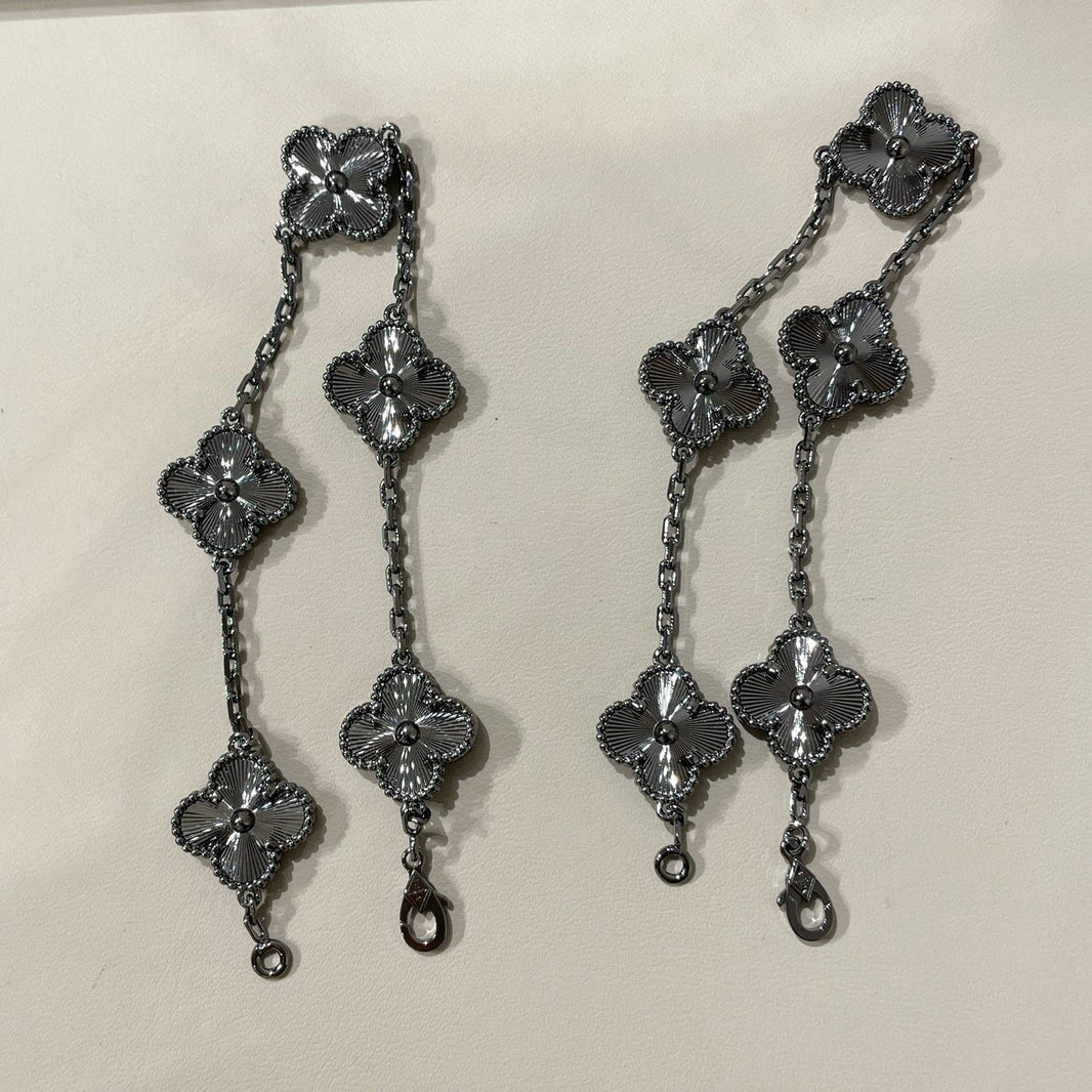 [Luxora]CLOVER 5 MOTIF BLACK BRACELET