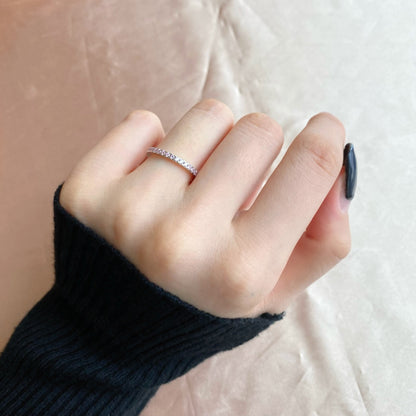 [Luxora]Delicate Sparkling Round Cut Daily Ring