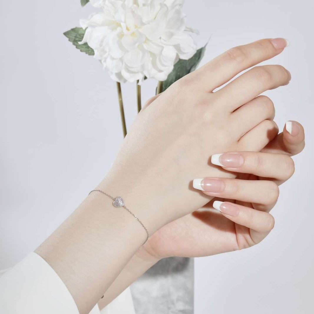 [Luxora]Heart-Shaped Gentle and Versatile Bracelet