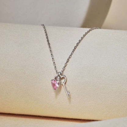 [Luxora]Unique Heart Shape Key Pendent Necklace