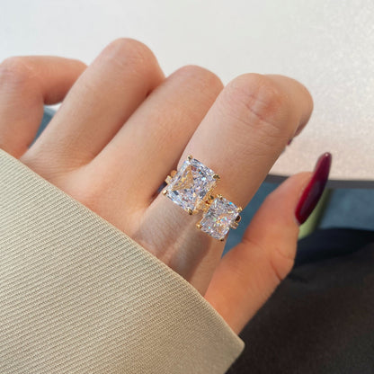 [Luxora]4.0カラットの華やかな魅惑的なラディアンドカットのバンケットリング