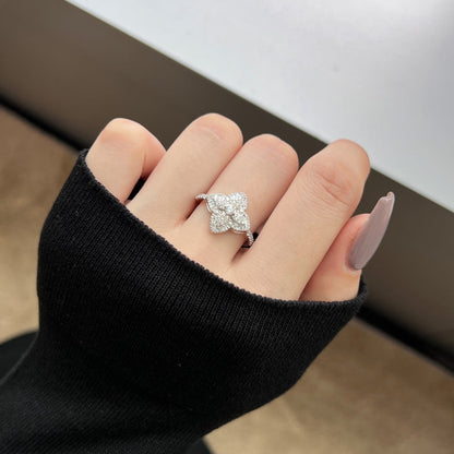 [Luxora]Luxurious Colorful Flower Shape Banquet Ring