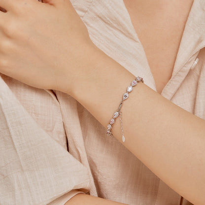 [Luxora]0.25 Carat Radiant Water Drop Shape Daily Bracelet