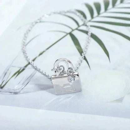 [Luxora]AMULETTE PEDANT SILVER NECKLACE