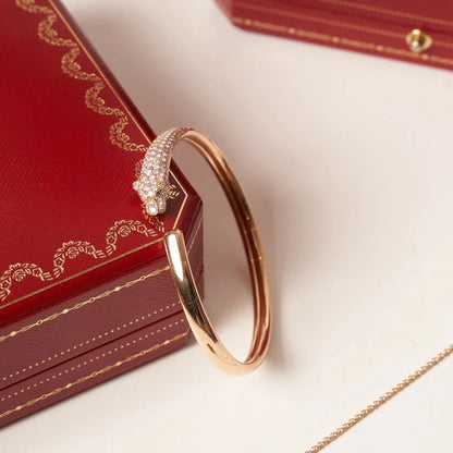 [Luxora]PANTHERE HALF DIAMOND OPEN BRACELET