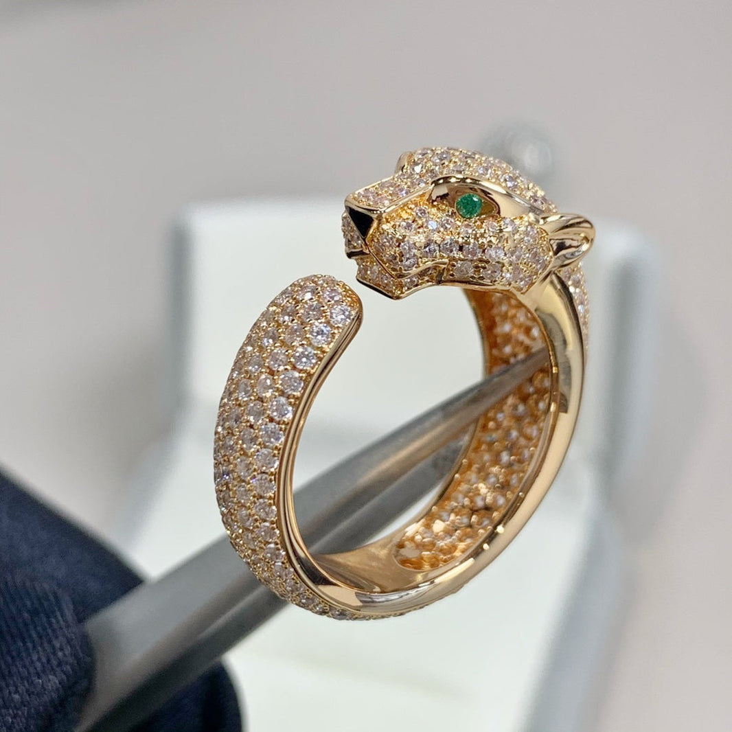 [Luxora] PANTHERE RING AUS ROSA GOLD MIT DIAMANTEN