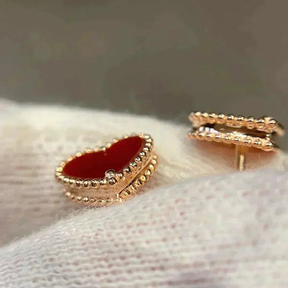 [Luxora]HEART CARNELIAN STUD EARRINGS