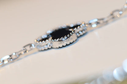 [Luxora]CLOVER 20 MOTIFS ONYX DIAMOND SILVER
