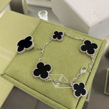 [Luxora]CLOVER 5 MOTIFS SIVLER ONYX BRACELET