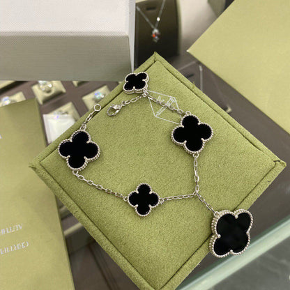 [Luxora]CLOVER 5 MOTIFS SIVLER ONYX BRACELET
