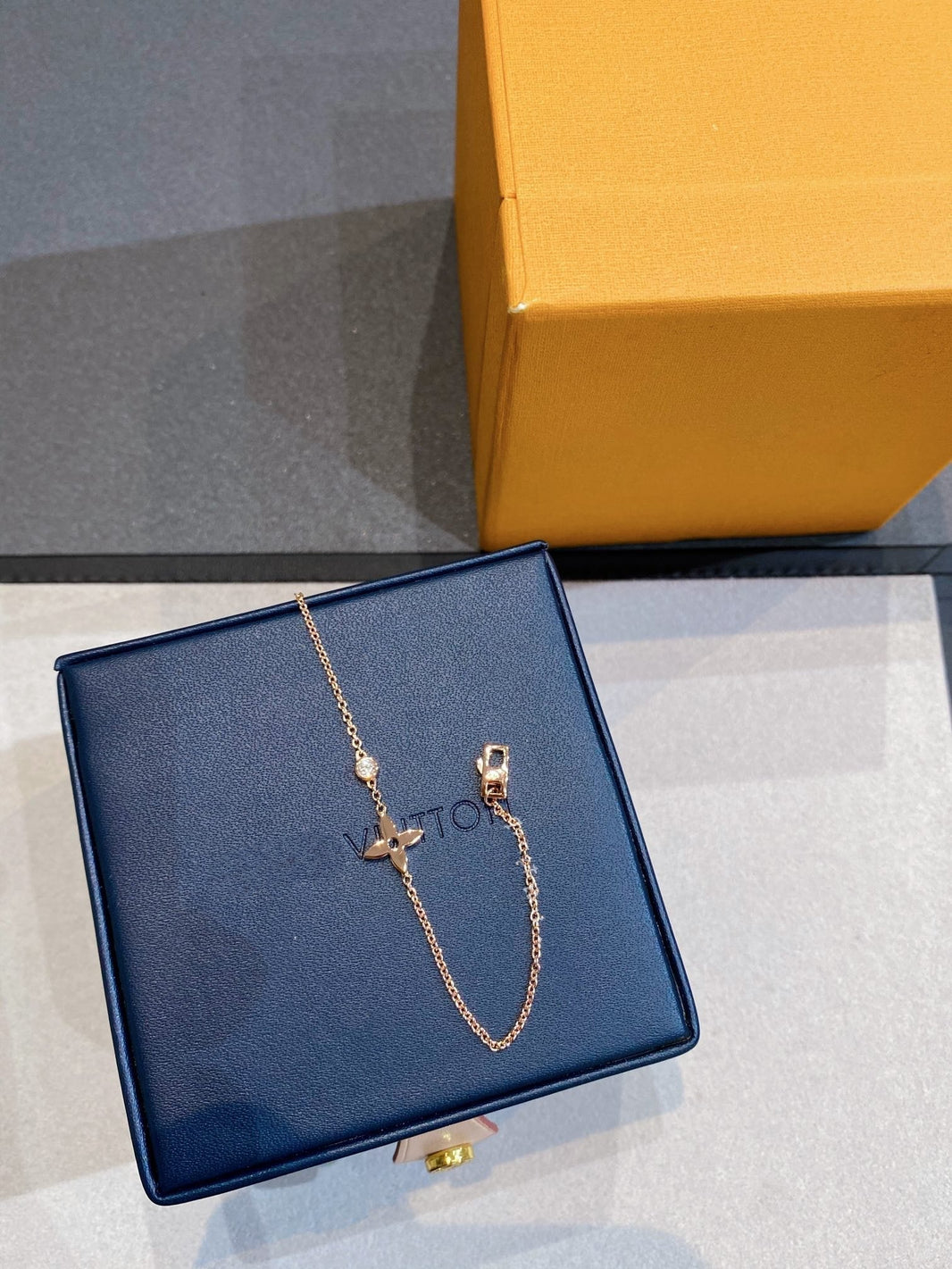 [Luxora]STAR DIAMOND PINK GOLD BRACELET