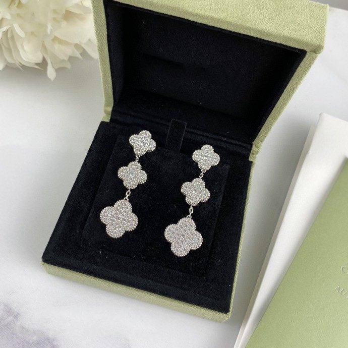 [Luxora]CLOVER 3 MOTIF DIAMOND SILVER DROP EARRINGS