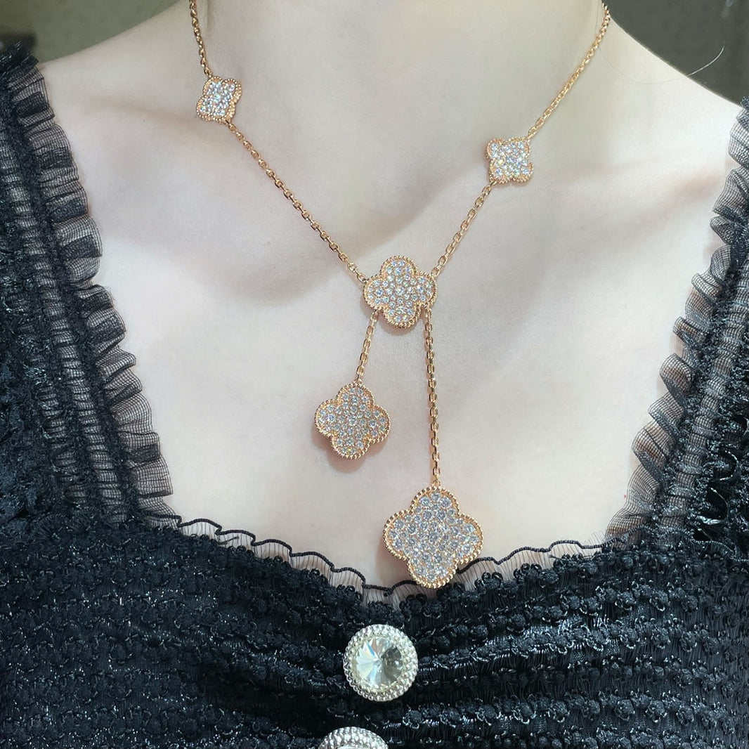 [Luxora]CLOVER 6 MOTIF DIAMOND PAVED NECKLACE