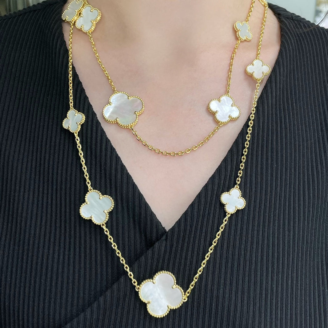[Luxora]CLOVER 16 MOTIF WHITE MOP GOLD NECKLACE