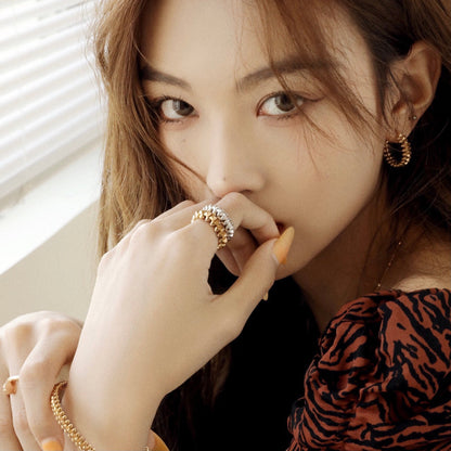 [Luxora]CLASH SMALL HOOP EARRINGS