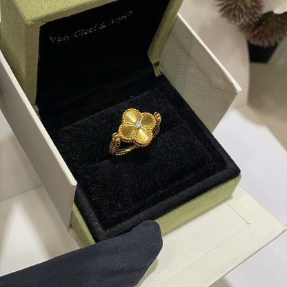 [Luxora]CLOVER RIVERSIBLE RING GOLD COLLECTION