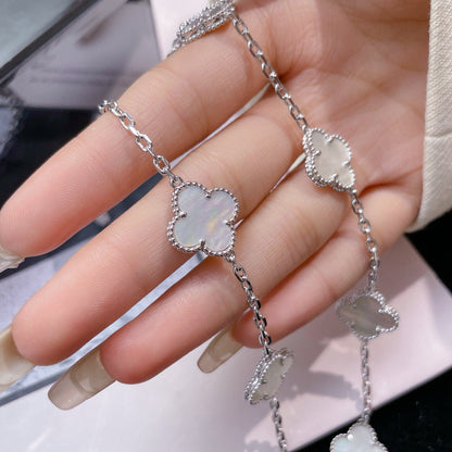 [Luxora]CLOVER 10 MOTIFS WHITE MOTHER OF PEARL NECKLACE