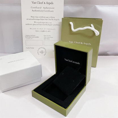 [Luxora] VA CLOVER BOX GIFT BAG