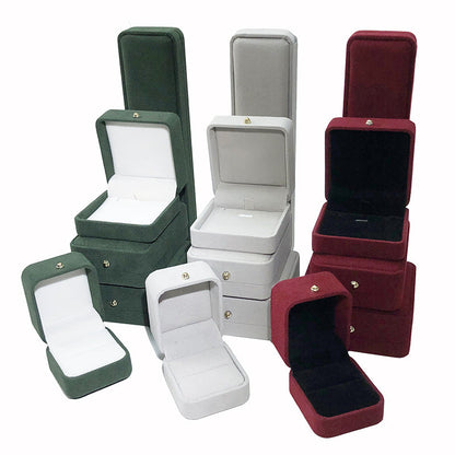 Schmuckkästchen aus Flanell (Geschenkbox ohne Logo)
