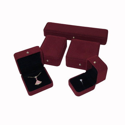 Schmuckkästchen aus Flanell (Geschenkbox ohne Logo)
