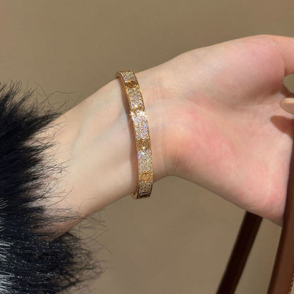 [Loxura] LOVE BRACELET 6.1MM DIAMOND-PAVED