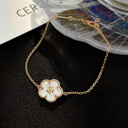 [Luxora]LUCKY WHITE MOP PLUM BLOSSOM  BRACELET