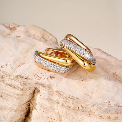 [Luxora]TRINITY HALF DIAMOND  CUSHION EARRINGS