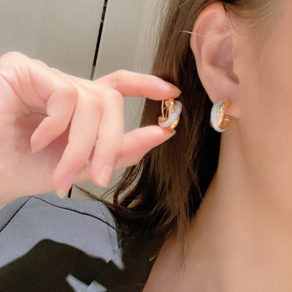 [Luxora]TRINITY HALF DIAMOND  CLASSIC EARRINGS