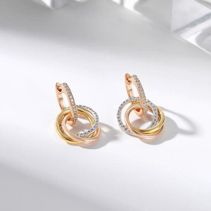 [Luxora]TRINITY HALF DIAMOND  EARRINGS
