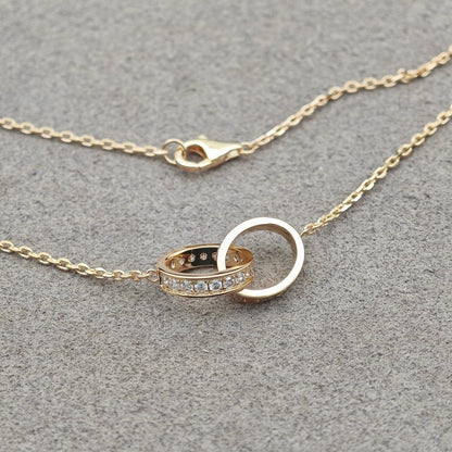 [Luxora]LOVE DOUBLE RING HALF DIAMOND NECKLACE
