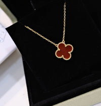 [Luxora]CLOVER 15MM CARNELIAN SINGLE FLOWER NECKLACE
