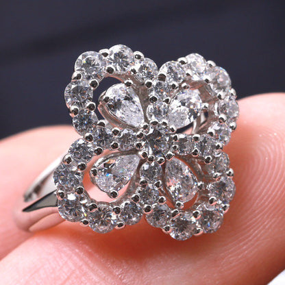 [Luxora] Loop-Ring mit Vollmotiv-Diamant, 16 mm, Silber