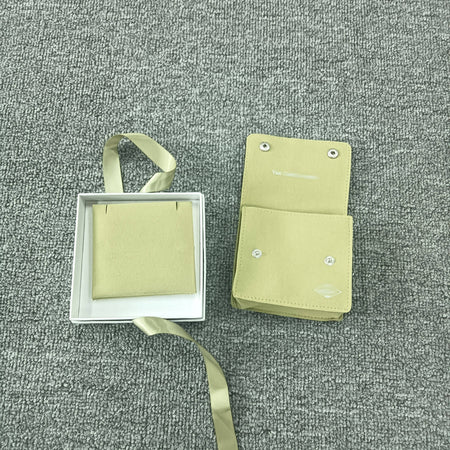 [Luxora] VA CLOVER BOX GIFT BAG