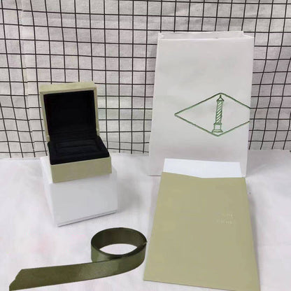 [Luxora] VA CLOVER BOX GIFT BAG
