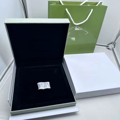 [Luxora] VA CLOVER BOX GIFT BAG