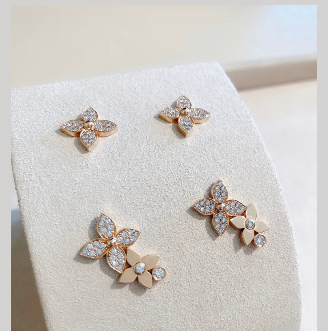 [Luxora]STAR BLOSSOM STUD EARRINGS PINK GOLD DIAMONDS