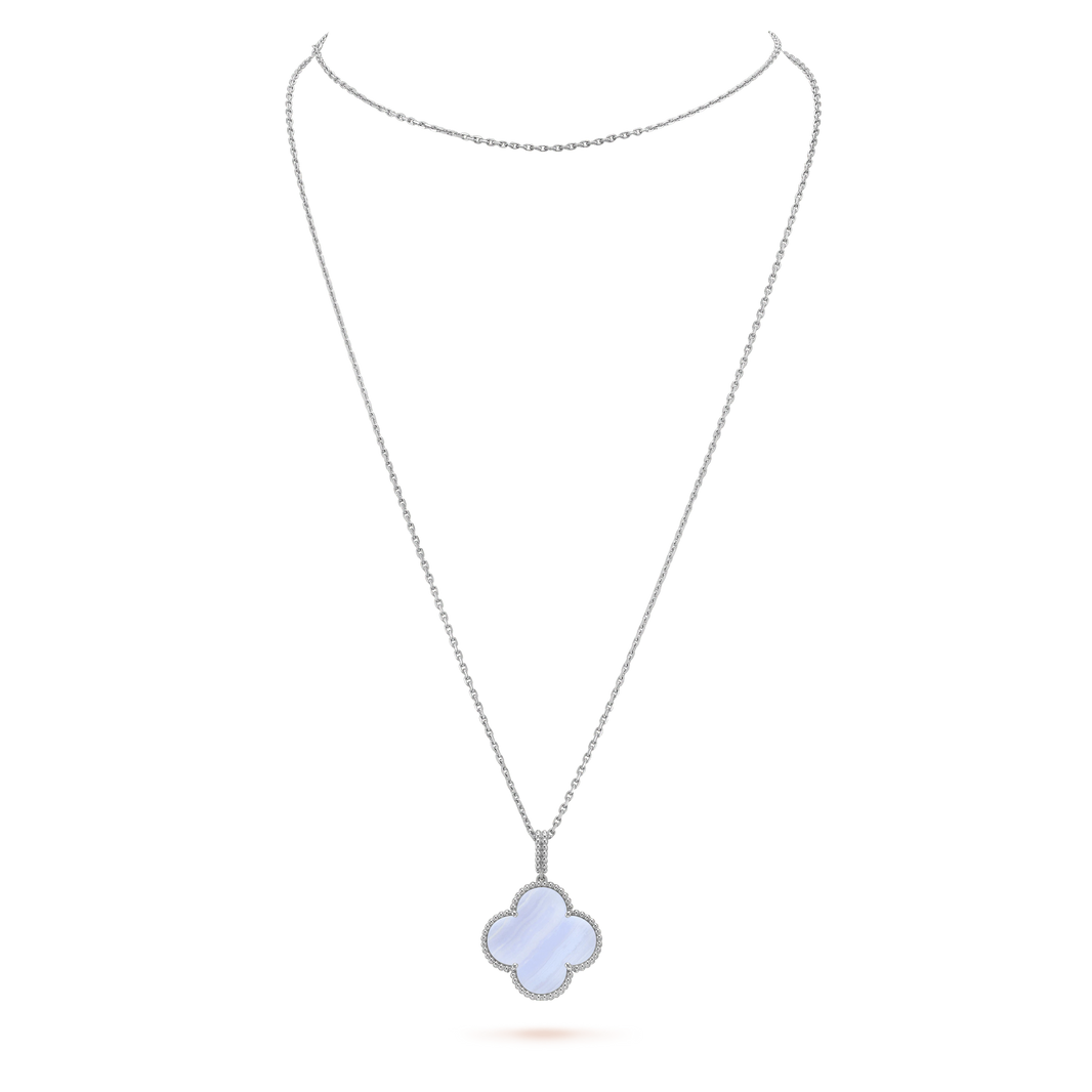[Luxora]CLOVER SILVER CHALCEDONY BIG CLOVER NECKLACE