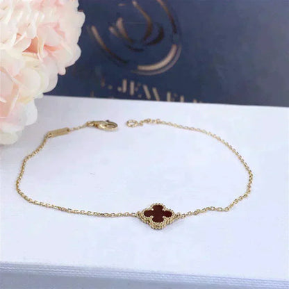 [Luxora]CLOVER  CARNELIAN SINGLE FLOWER BRACELET