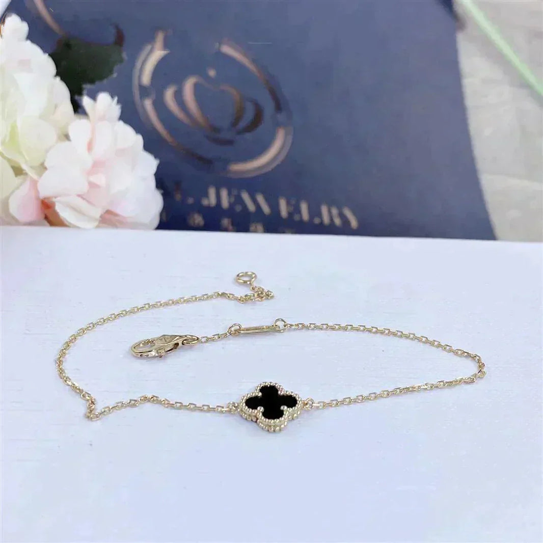 [Luxora]CLOVER ONYX SINGLE FLOWER BRACELET